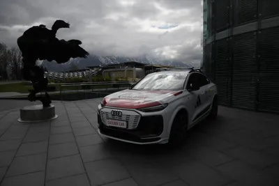 DSC_7103 (Large).JPG